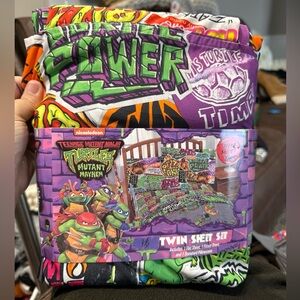 NEW Teenage Mutant Ninja Turtles 3 Piece Twin Sheet Set Mutant Mayhem